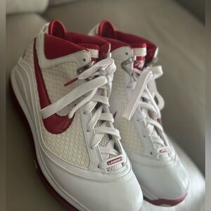 Nike Air Max LeBron 7 NFW White Varsity Red 2010 Size 10  383578-161